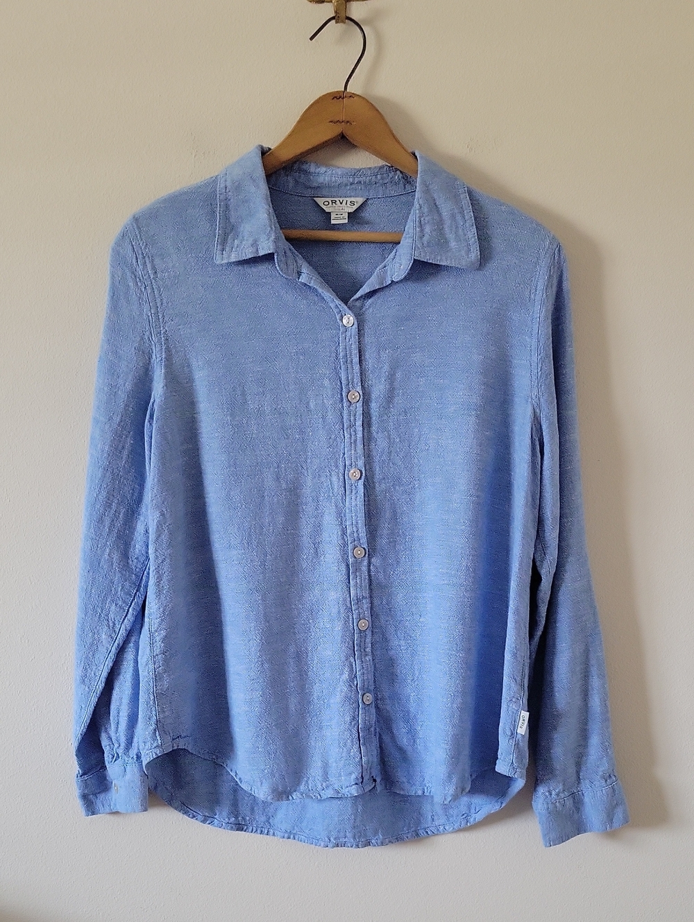 Orvis Blue Linen Blend Woven Long Sleeve Button Down Size Medium